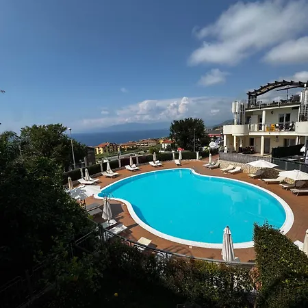 Napitia Hills